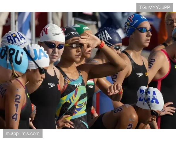 公开水域游泳10公里奥运资格赛即将在葡萄牙举行，竞争激烈